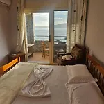 Ledi Seaview Apartman *