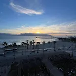 Ledi Seaview فلورا