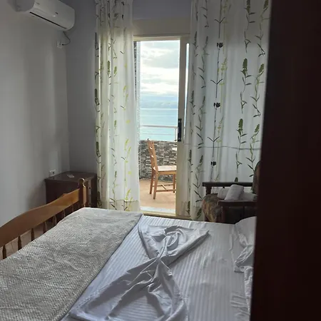 Ledi Seaview *